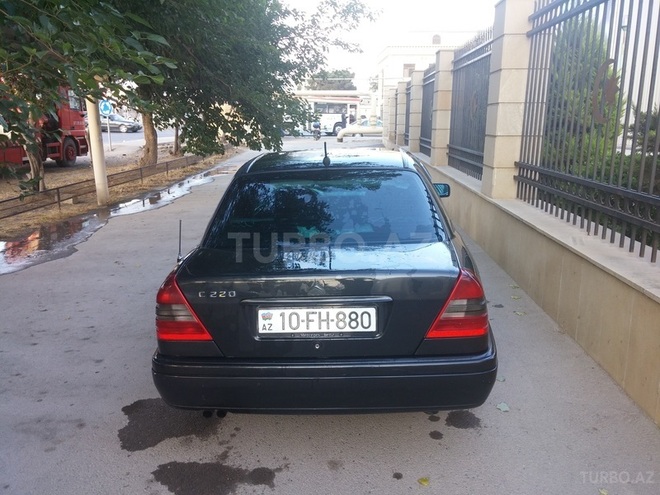 Mercedes C 220 1995, 250,555 km - 2.2 l - Bakı