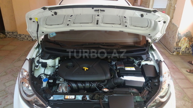 Hyundai Elantra 2011, 112,000 km - 1.8 l - Bakı