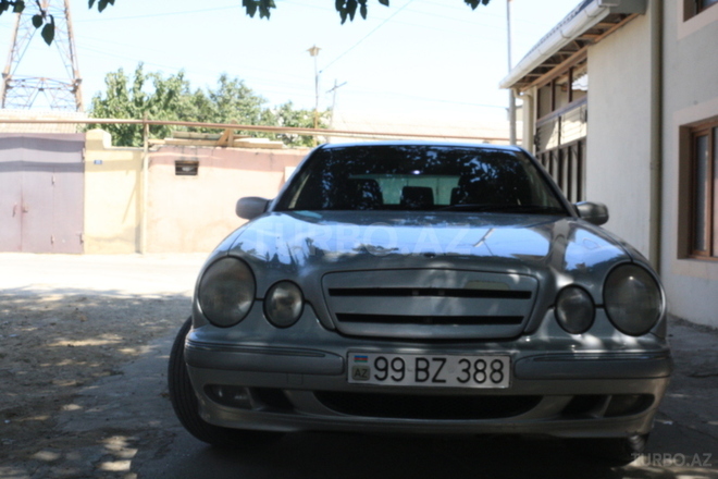 Mercedes E 220 1999, 400,000 km - 2.2 l - Bakı