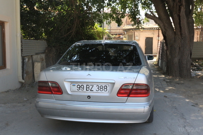 Mercedes E 220 1999, 400,000 km - 2.2 l - Bakı