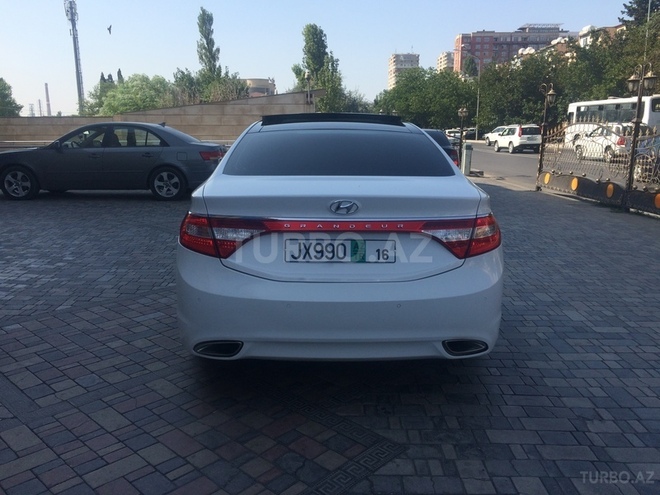 Hyundai Grandeur 2014, 38,700 km - 2.4 л - Bakı