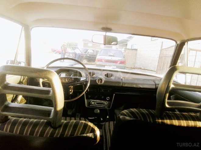 LADA (VAZ) 2106 1985, 350,000 km - 1.2 l - Ucar