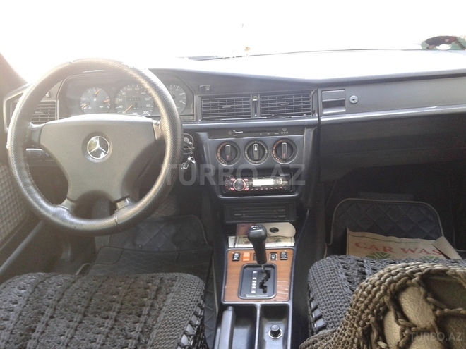Mercedes 190 1990, 250,000 km - 2.5 l - Xırdalan