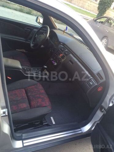 Mercedes E 240 1998, 157,000 km - 2.4 l - Gəncə