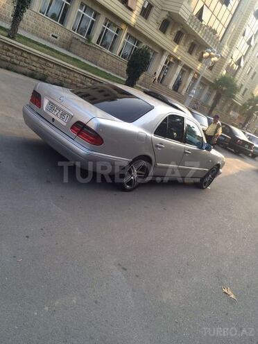 Mercedes E 240 1998, 157,000 km - 2.4 l - Gəncə