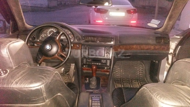 BMW 735 2000, 187,000 km - 3.5 l - Sumqayıt