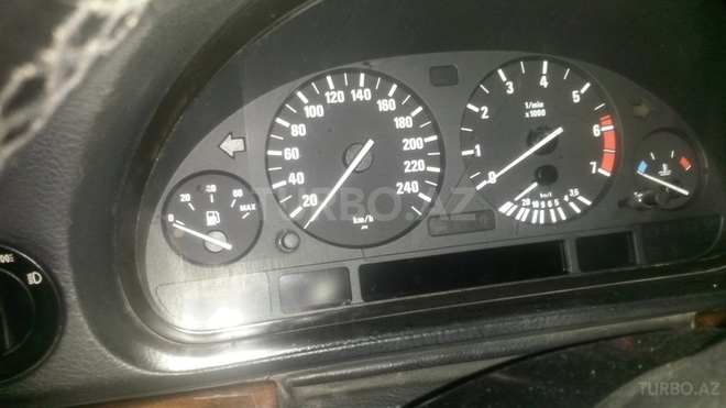 BMW 735 2000, 187,000 km - 3.5 l - Sumqayıt