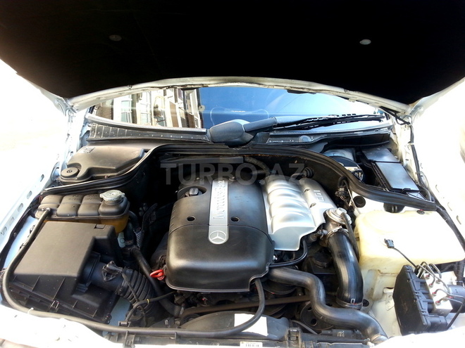 Mercedes C 220 2000, 180,000 km - 2.2 l - Bakı