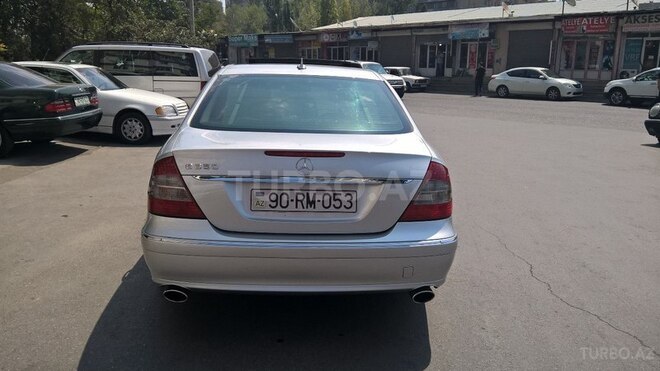 Mercedes E 350 2007, 286,000 km - 3.5 l - Bakı