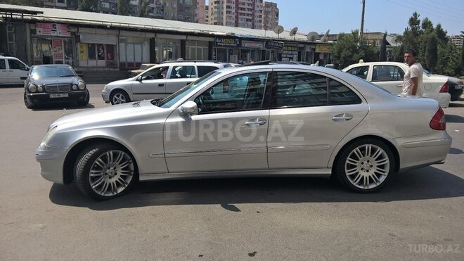 Mercedes E 350 2007, 286,000 km - 3.5 l - Bakı