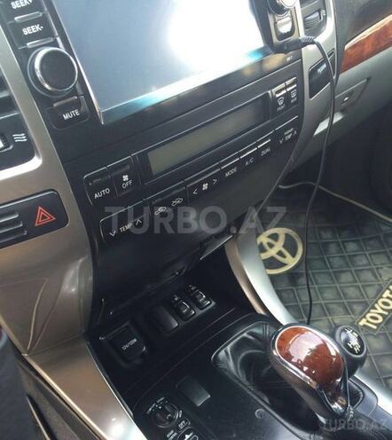 Toyota Prado 2005, 167,000 km - 4.0 л - Quba