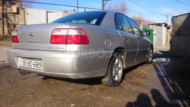 Opel Omega 2001, 201,000 km - 3.0 л - Bakı