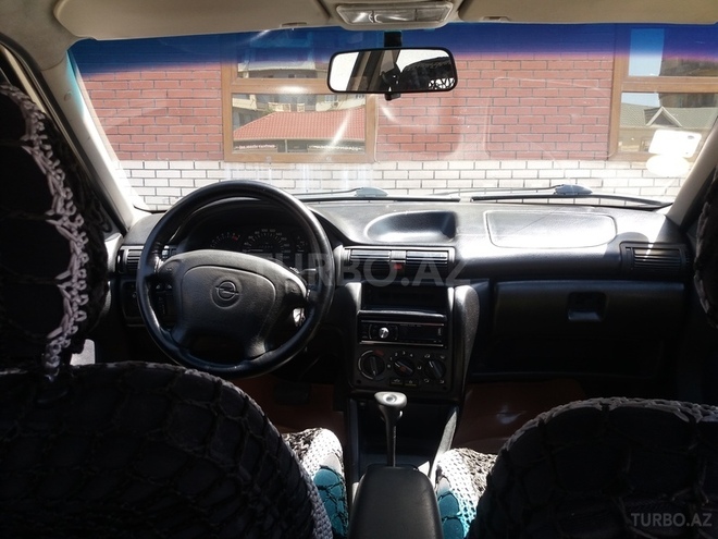 Opel Astra 1997, 320,000 km - 1.6 l - Bakı