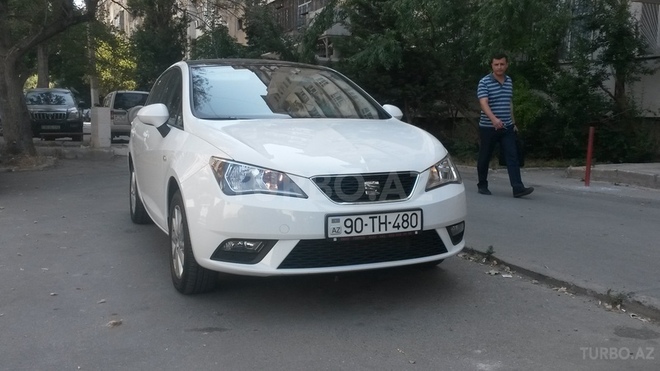 SEAT Ibiza 2014, 31,000 km - 1.6 л - Bakı