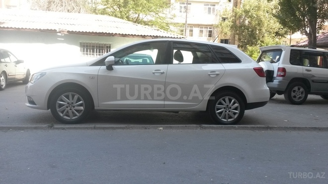 SEAT Ibiza 2014, 31,000 km - 1.6 л - Bakı