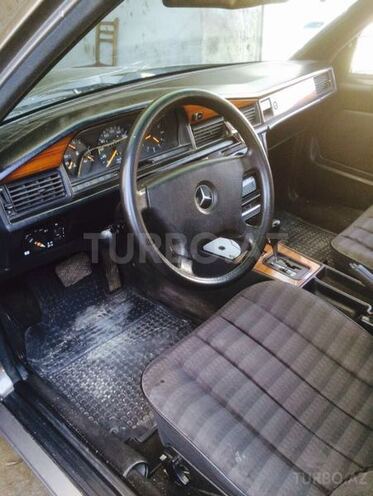 Mercedes 190 1992, 32,347 km - 1.8 l - Bakı