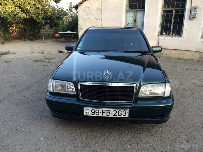 Mercedes C 180 1997, 272,000 km - 1.8 л - Mingəçevir