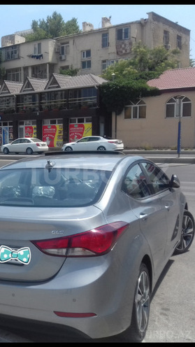 Hyundai Elantra 2015, 5,850 km - 1.8 l - Bakı