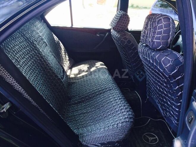 Mercedes E 270 1999, 300,000 km - 2.7 л - Bakı