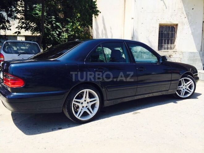 Mercedes E 270 1999, 300,000 km - 2.7 л - Bakı