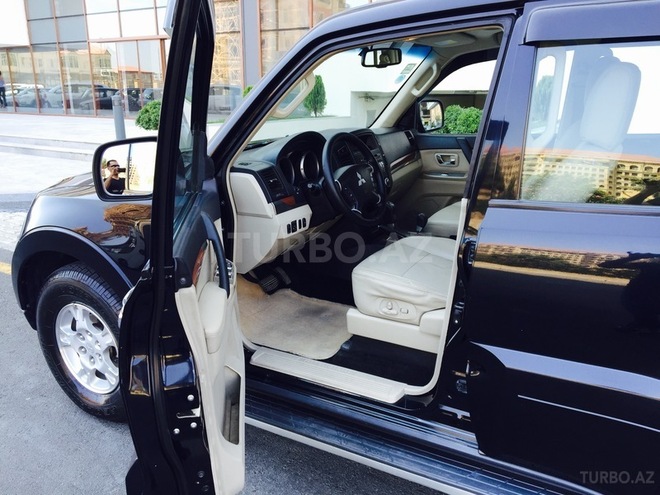 Mitsubishi Pajero 2008, 99,999 km - 3.0 l - Bakı