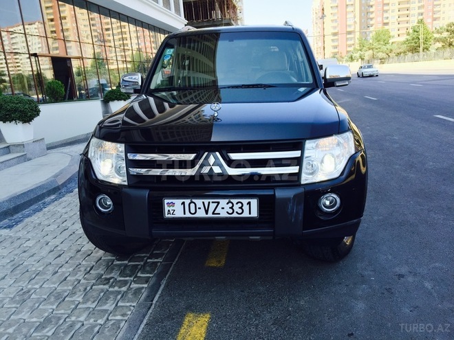 Mitsubishi Pajero 2008, 99,999 km - 3.0 l - Bakı