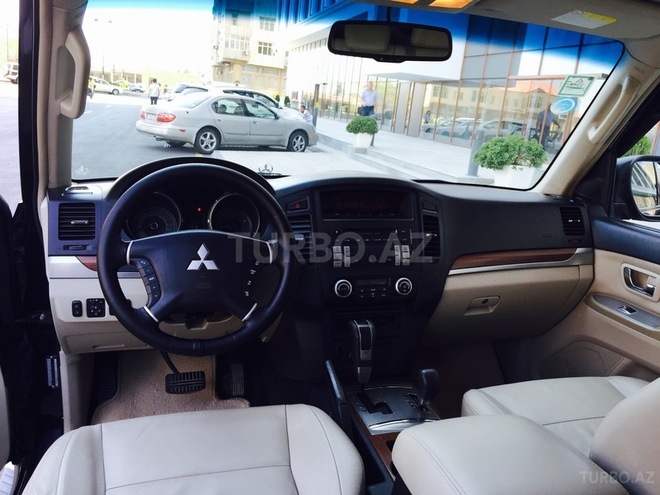 Mitsubishi Pajero 2008, 99,999 km - 3.0 l - Bakı