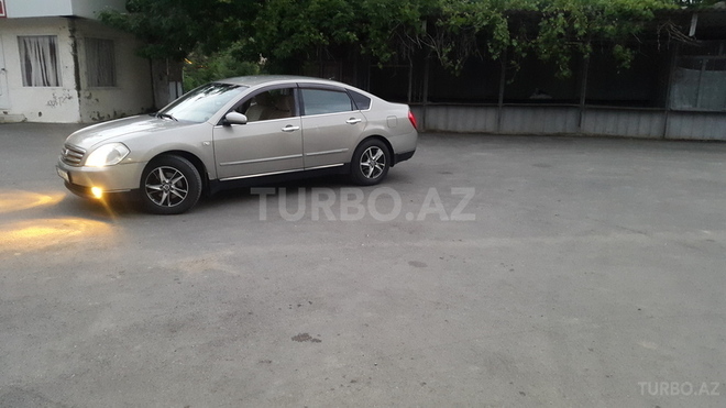 Nissan Teana 2004, 200,000 km - 2.3 л - Qusar