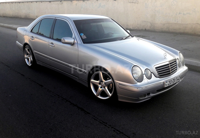 Mercedes E 240 1999, 234,000 km - 2.4 л - Bakı