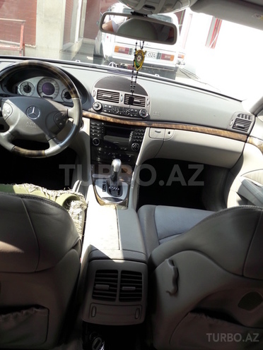 Mercedes E 320 2003, 191,000 km - 3.2 л - Gəncə