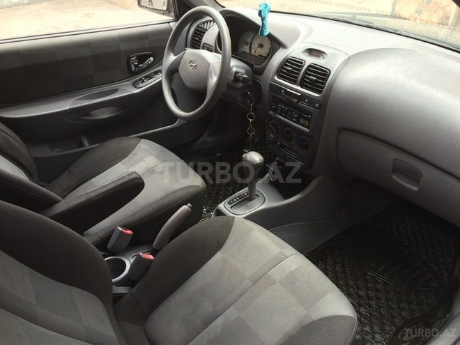 Hyundai Accent 2005, 187,000 km - 1.6 l - Bakı