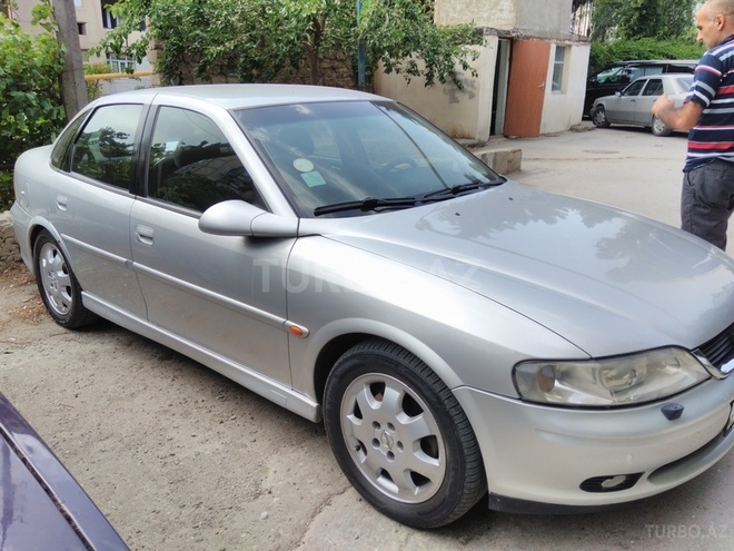 Opel Vectra 1999, 313,000 km - 2.0 l - Bakı