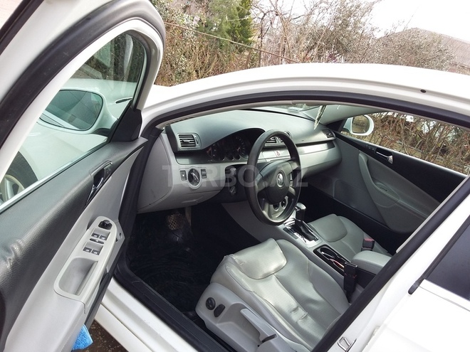 Volkswagen Passat 2006, 145,000 km - 0.2 л - Masallı