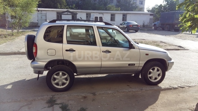 Chevrolet Niva 2004, 225,000 km - 1.7 l - Bakı