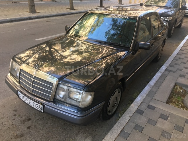Mercedes E 200 1993, 316,000 km - 2.0 l - Bakı
