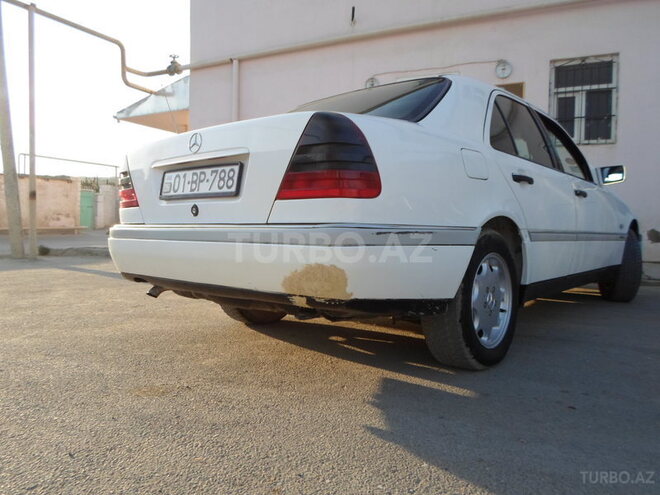 Mercedes C 220 1995, 309,770 km - 2.2 л - Bakı