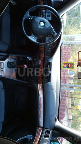 BMW 528 1997, 300,000 km - 2.8 l - Bakı
