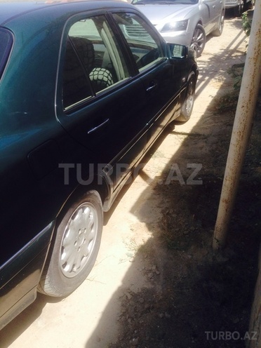 Mercedes C 200 1998, 180,000 km - 2.0 l - Bakı