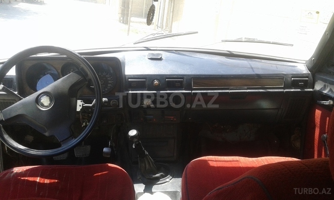 GAZ 24 1985, 150,000 km - 2.4 l - Bakı