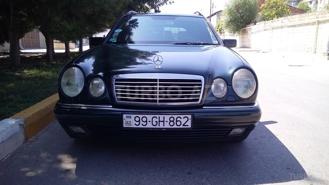 Mercedes E 220 1998, 274,000 km - 2.2 l - Bakı