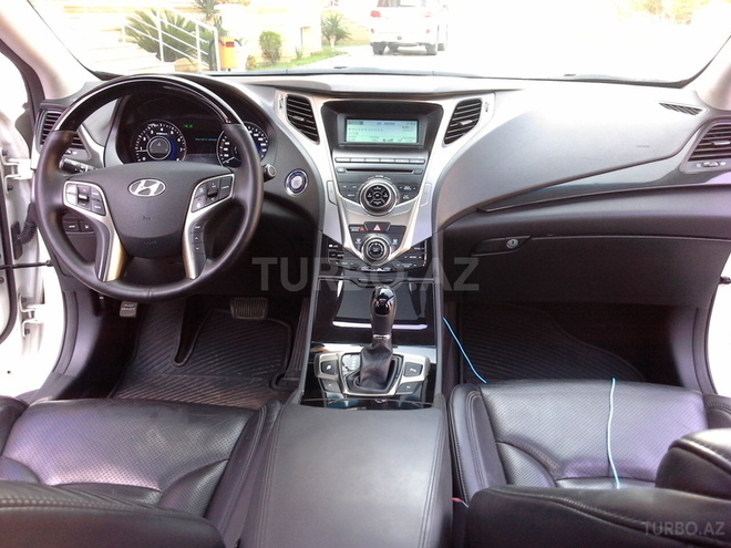 Hyundai Grandeur 2014, 28,700 km - 2.4 л - Bakı