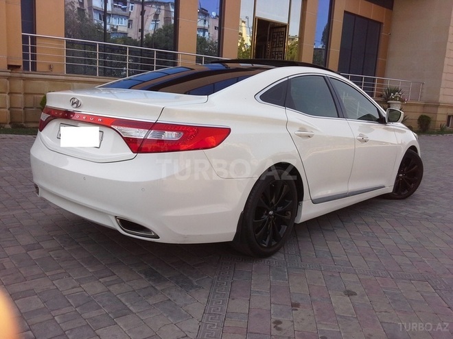 Hyundai Grandeur 2014, 28,700 km - 2.4 л - Bakı