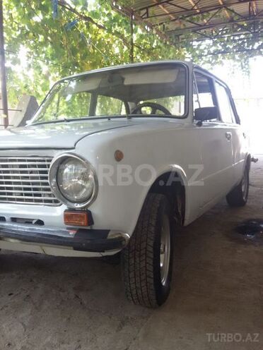 LADA (VAZ) 21011 1981, 165,000 km - 1.3 л - Neftçala