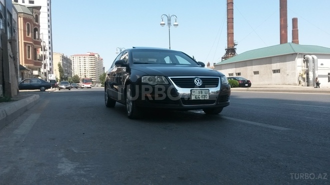 Volkswagen Passat 2005, 150,000 km - 2.0 l - Bakı
