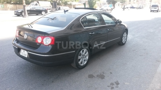 Volkswagen Passat 2005, 150,000 km - 2.0 l - Bakı