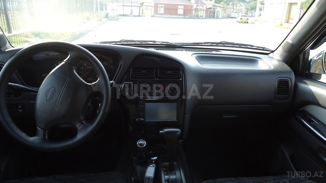Nissan Pathfinder 1999, 197,000 km - 3.3 l - Bakı