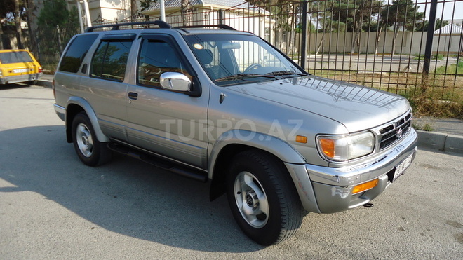 Nissan Pathfinder 1999, 197,000 km - 3.3 l - Bakı