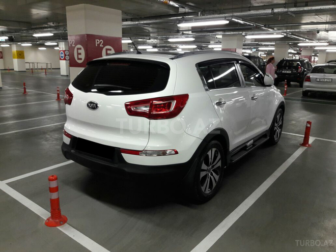 Kia Sportage 2010, 185,600 km - 2.0 л - Bakı