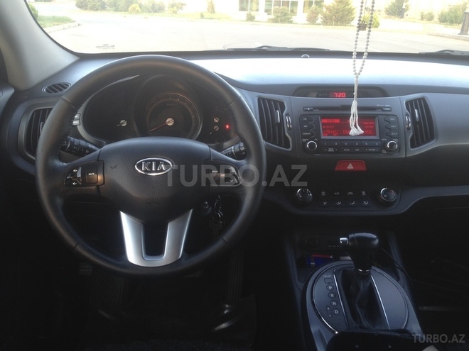 Kia Sportage 2010, 135,000 km - 2.0 l - Bakı