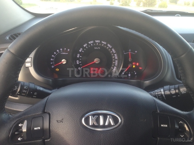 Kia Sportage 2010, 135,000 km - 2.0 l - Bakı